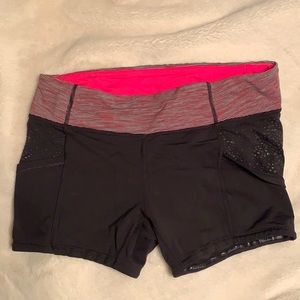 Lululemon Run Shorty Short Size 10